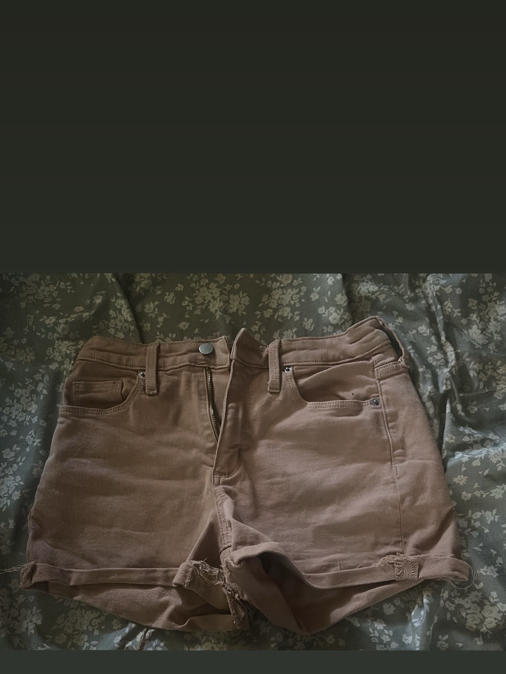 Women’s Mid-Rise Tan Denim Shorts